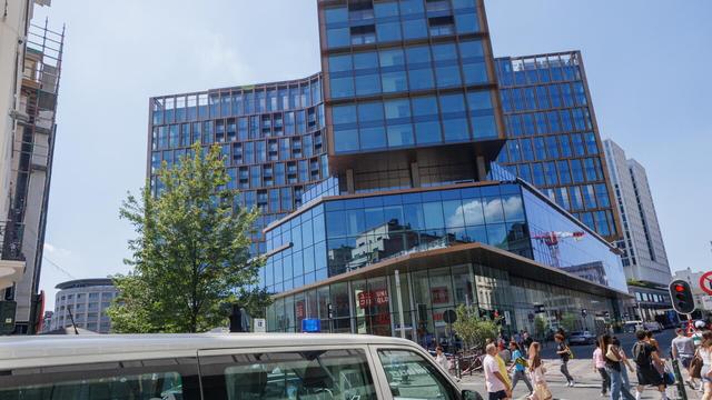 Primo piano ANSA - ANSA.it: Sei morti nel rogo del cantiere per la torre Oxy a BruxellesIl peggior incidente sul lavoro in 20 anni. Le vittime trovate in uno degli ascensoriYoure burning up in the fire of the Oxy Tower construction in Brussels.The worst workplace accident in 20 years. Victims found in one of the elevators.#theOxyTower #Brussels