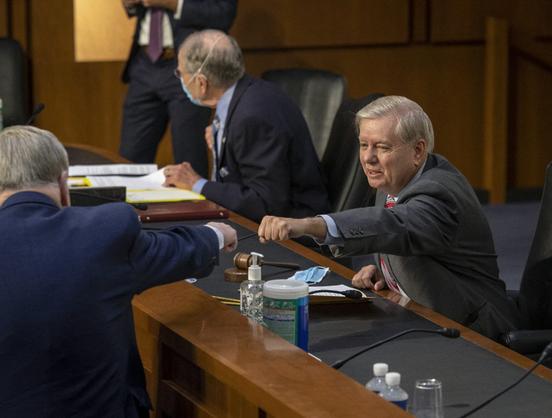 KYIV POST: Bipartisan Russia Sanctions Bill Advances as Tribute to Late Senator Lindsey Graham A bipartisan bill targeting Russias energy revenues is gaining momentum after President Donald Trump signaled support for its passage. Lawmakers are framing the measure as part of the late Sen. Lindsey Grahams legacy. #Ukraine #World #NorthAmerica