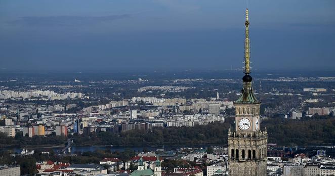 Polish prosecutors have indicted an 18-year-old Ukrainian citizen for conducting sabotage on behalf of Russian intelligence. The suspect allegedly placed inscriptions at memorial sites to incite ethnic tensions between Poland and Ukraine. #Russia #EU #Poland