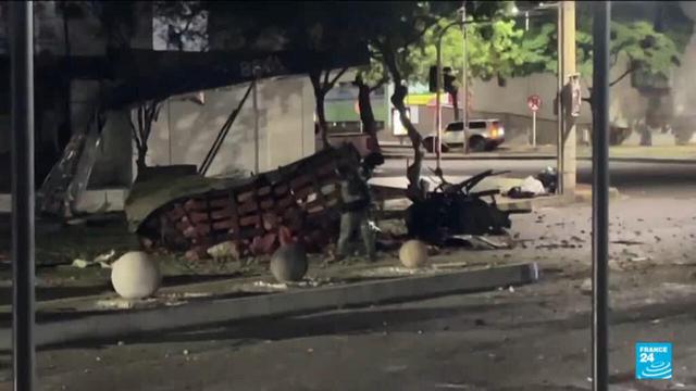 ⚡ NEWSColombia police station bombed wounding 14 peopleA truck bomb near the Venezuela border in Colombia wounded 14 people. The government blamed rebel groups for the attack, which occurred less than a week before President-elect Abelardo de la Espriella is scheduled to take office and end peace negotiations.📰 #Geopolitics #GeoWire