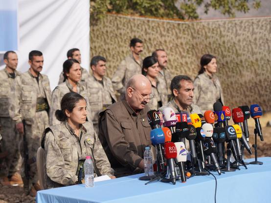 ⚡ NEWSTurkey Approves Pardon Bill for PKK FightersTurkish authorities have approved a legislative measure allowing thousands of Kurdistan Workers Party (PKK) fighters to return to civilian life upon laying down their weapons. This move signals a potential shift in the long-standing conflict between the state and the militant...📰  #Geopolitics #GeoWire