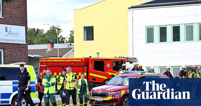 Seventeen-year-old girl killed in sword attack at school in SwedenBy Nadeem BadshahThree other people wounded after 18-year-old man wielding sword assail students in Fagersta school #Europe #TheGuardian #NadeemBadshah