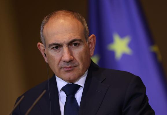 KYIV INDEPENDENT: Armenia to launch EU accession bid in near future, PM says, further distancing from Russia Armenian Prime Minister Nikol Pashinyan told parliament on Aug. 24 that Yerevan will soon launch its bid to join the European Union, as the country seeks to further distance itself from Russia. #Ukraine