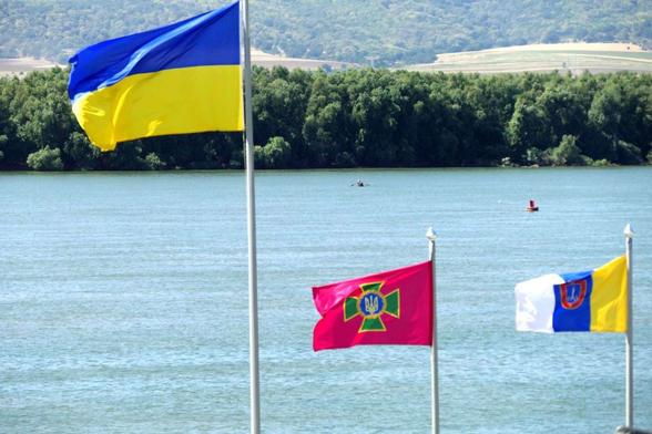 📰 Russia strikes Ukraine-Romania border crossing for 2nd time in week🔗 #RussianInvasion #RussianWar #Ukraine