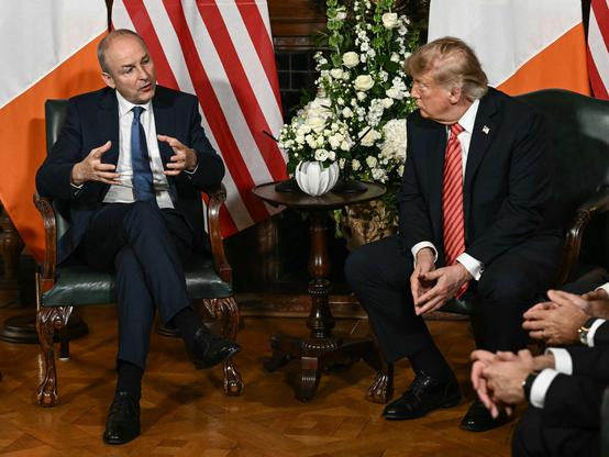 🟠 UPDATETrump Visits Ireland for Golf Tournament and Diplomatic MeetingsDuring his visit, US President Donald Trump stated that a unified Ireland would be fantastic. This comment contrasts with British Prime Minister Andy Burnhams assertion that there is insufficient popular support in Northern Ireland to leave the UK.📰 #EU #Geopolitics #GeoWire