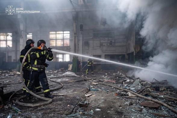 📰 Ukraine war latest: Kyiv-Warsaw train struck by Russian drone near Polish border as mass attack targets western Ukraine🔗 #RussianInvasion #RussianWar #Ukraine
