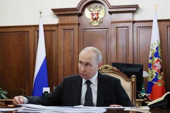 KYIV POST: US Base in Poland Sends Message to Putin, Security Expert Says  Establishing a permanent US military base in Poland would send a clear deterrence message to Russian President Vladimir Putin, but should expand overall allied posture rather than replace forces in Western Europe, national security expert Mark Toth said. #Europe #World