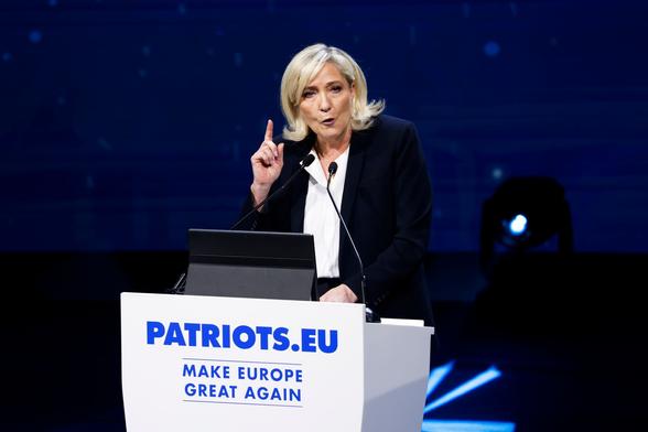 KYIV INDEPENDENT: Le Pen condemns Russia over seizure of European companies assets  The statement followed Russian President Vladimir Putins decision to place the Russian operations of Nestle and Auchan under temporary administration. #Ukraine