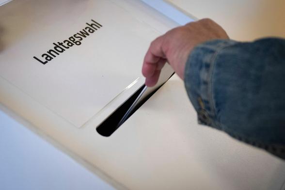 In Berlin und Mecklenburg-Vorpommern wird heute über die Politik der kommenden fünf Jahren abgestimmt. Für die Regierung könnten die Wahlen wegweisend sein. 
