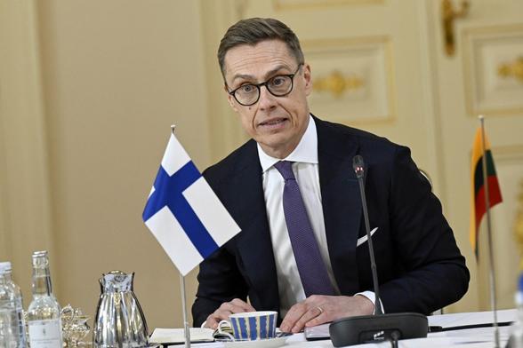 KYIV POST: Save Lives: Stubb Urges Musk to Expand Starlink Access for Ukraine  Finnish President Alexander Stubb appealed to Elon Musk to allow Ukraine to use Starlink against Russian ballistic missile launchers inside Russia and occupied Ukrainian territory. Stubb said the expanded access could compensate partly for Ukraines shortage of Patriot interceptors and save civilian lives ahead of winter. #Europe #World