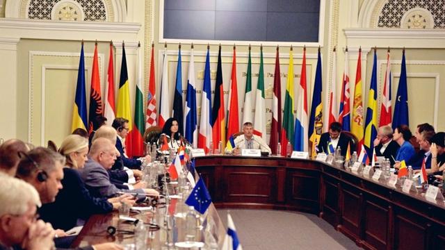 U4U calls on EU countries to follow Latvias example, impose national sanctions on Usmanov, Fridman #UkraineU4U calls on EU countries to f...