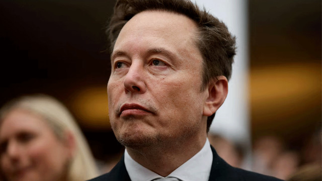Musk ordered slowdown of Starlink service used by Ukraine's militaryElon Musk last week ordered the slowdown of a military-grade version of SpaceX's (SPCX.O), Starlink satellite service that ​Ukraine relies on, the Wall Street Journal reported, ‌citing US officials and people familiar with the matter. Musk, SpaceX and the White House did not immediately respond to Reuters requests for comment. Reuters could not [...] #UkraineNews #News