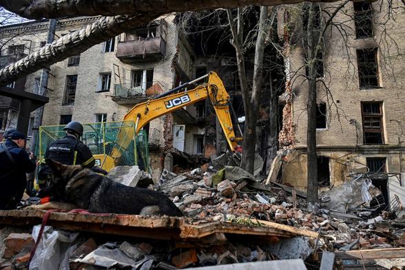 KYIV POST: Two Killed in Kharkiv Region as Russia Launches Overnight Missile and Drone Attacks Across Ukraine Russian overnight attacks on Oct. 21 killed two elderly residents in Kharkiv region and affected 11 others, including two children. Strikes also hit Kremenchuk, Kyiv, Mykolaiv and Chernihiv regions. Ukraine reported 98 drones and six missiles launched overnight, with 58 drones intercepted or suppressed. #Ukraine