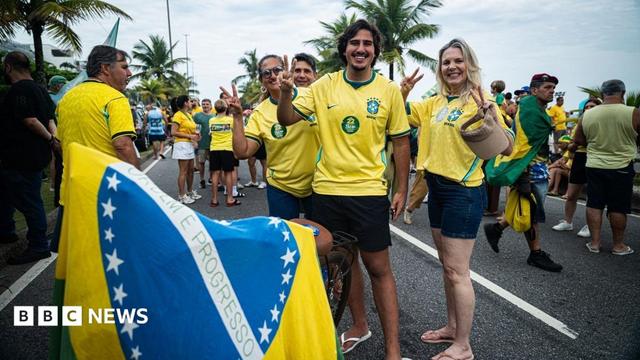 ⚡ NEWSBrazil Presidential Election: Lula vs. Flávio BolsonaroFlávio Bolsonaro, son of jailed former president Jair Bolsonaro, is mounting a significant challenge to incumbent President Lula in Brazil's upcoming election. Lula, aged 80, is seeking a fourth term, marking a pivotal moment in Brazilian politics as the son of his predecessor enters the race.📰 #GeoWire