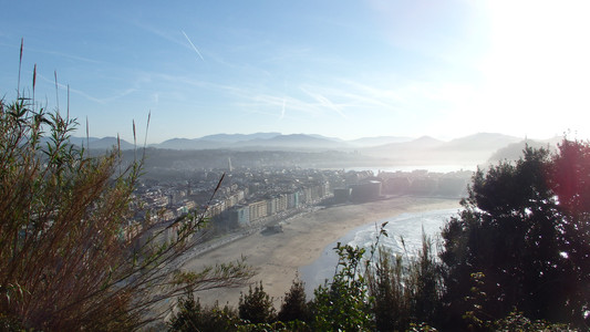 Donostiako panoramika Uliatik