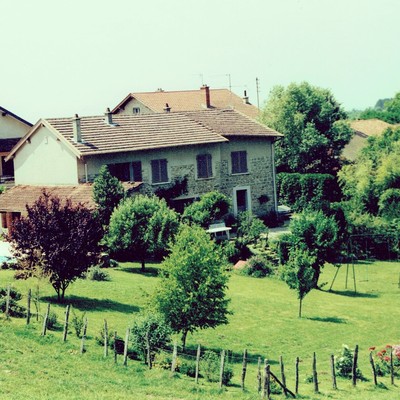 Le roman Bien Paraître se déroule dans cette maison de Pressiat, dans l'Ain
