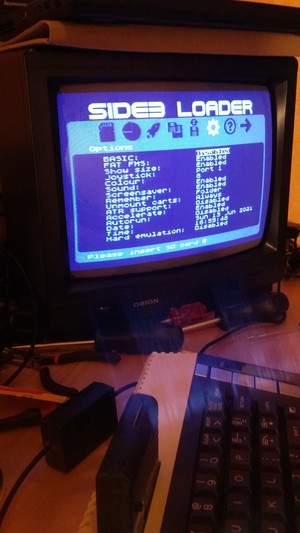 Boot screen of the SIDE3 cartridge showing lots of menu and config options.