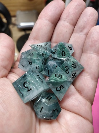 polyhedral dice