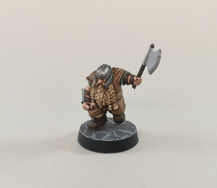 Image is a 28mm of Bigleg the Dwarf from Fighting Fantasy