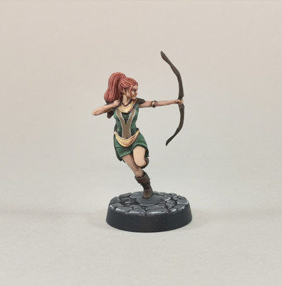 Image of Oleander Redfly, a 28mm miniature in a dynamic pose, aiming a bow