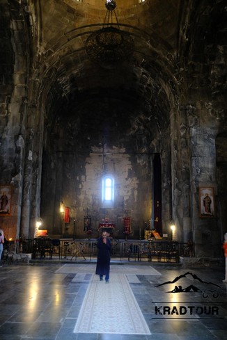 Kolster Tatev von innen.