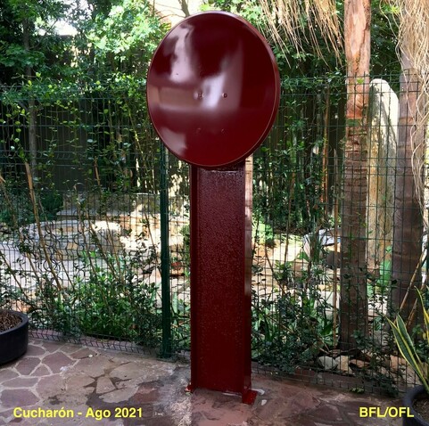 Red sculpture in painted steel by OFL.