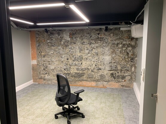 PorterShed a Dó Meeting Room