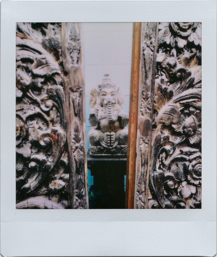 Eingangstür eines Nachbars.