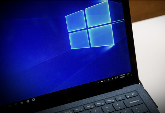 a photo of a Windows computer.