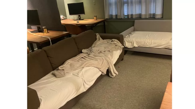 2metres work to bed...
