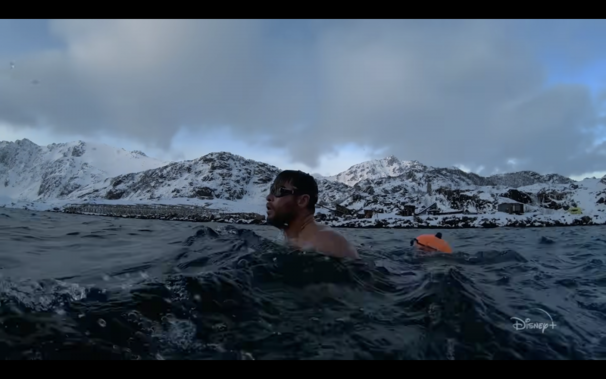 Chris Hemsworth swimming in the arctic