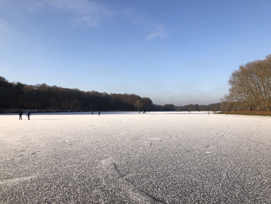 Weite Eisfläche 