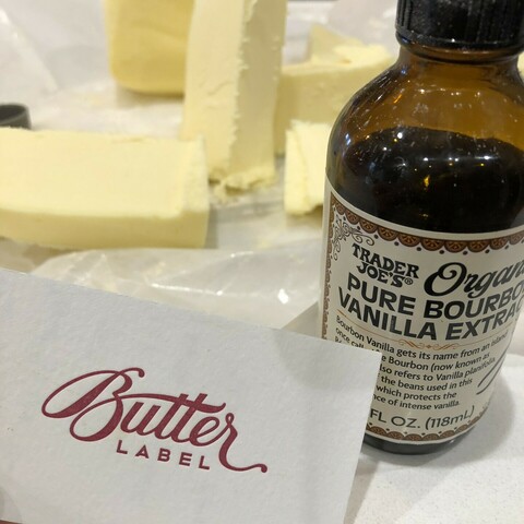 1 CUP BUTTER Your sugaR powDere ITSP VAN LeP FLOUR I KNIFE B BOWDER 350F SMIN