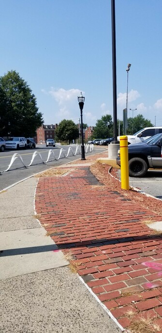 A wave design of a bike lane