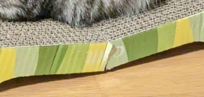 Crack in the cardboard "plank"