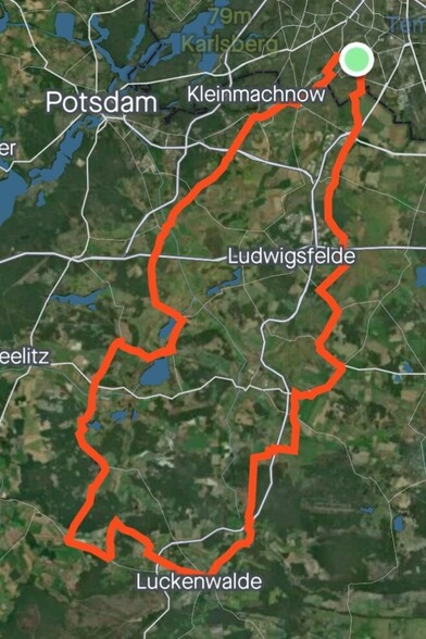 Screenshot der Route, vom südlichen Berliner Stadtrand nach Südwesten aus der Stadt raus, durch die Nuthe-Nieplitz-Niederungen weiter, durch Luckenwalde nach Osten, von dort wieder zurück in Richtung Berlin. 