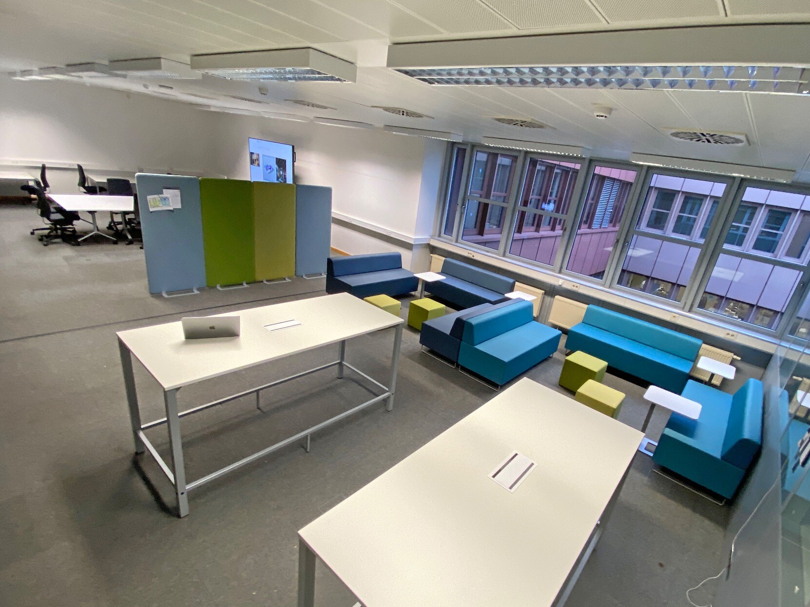 Our Digital Lab gets a fresh outfit. Ugly computer lab ➔ fancy co-working space!