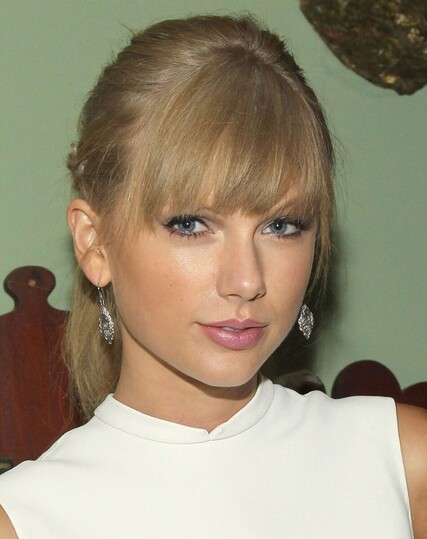 A picture of Taylor Swift