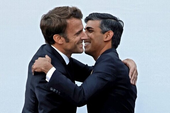 Rishi Sunak et Emmanuel Macron à la COP 27 de Sharm El-Sheikh en novembre 2022. © Ludovic MARIN / POOL / AFP