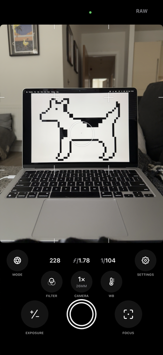 A screenshot of Obscura, with the viewfinder showing bitmapped Claris on my laptop screen
