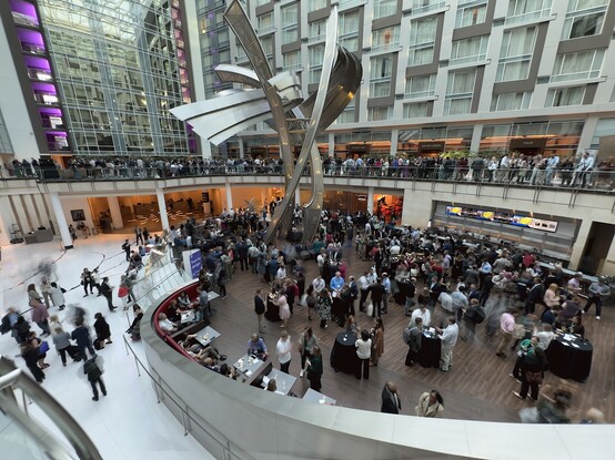 The atrium of the Marriott Marquis DC, filled with privacy nerds enjoying free drinks. 
