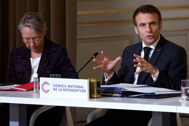 Élisabeth Borne et Emmanuel Macron à l'Élysée, le 12 décembre 2022. © Photo Gonzalo Fuentes / AFP