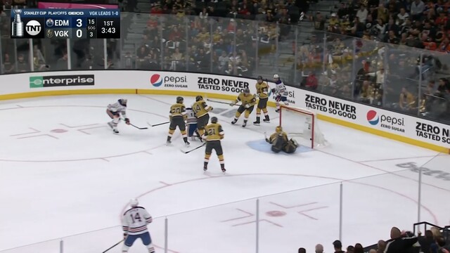 Laurent Brossoit gets wiped out, and that gives Leon Draisaitl with opportunity, he strikes with the wrist shot, and Oilers are up 4-0. 