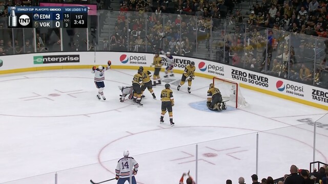Laurent Brossoit gets wiped out, and that gives Leon Draisaitl with opportunity, he strikes with the wrist shot, and Oilers are up 4-0. 