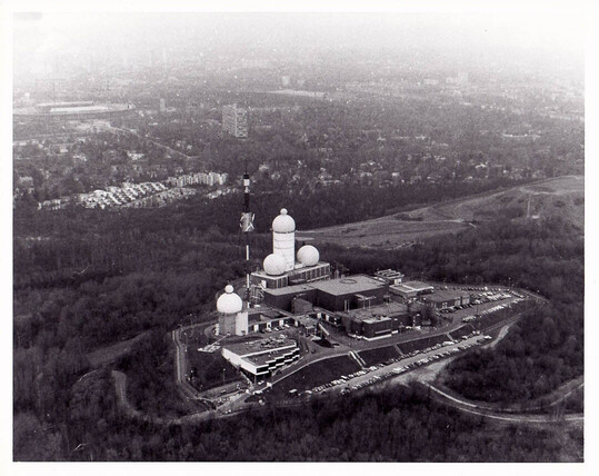 A black and white photo of Field Station Berlin, the Cold War spy station, taken in the 1980s. 