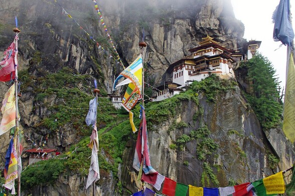 Embarking on a solo journey can be an incredibly transformative and eye-opening experience. And when it comes to seeking spiritual enlightenment and inner growth, Asia stands as a treasure trove of sacred destinations. From ancient temples nestled in serene landscapes to bustling cities pulsating with spiritual energy, this continent offers a myriad of opportunities for solo travelers to immerse themselves in profound spiritual experiences.
In this post, we will explore the best solo travel spiritual destinations in Asia, where you can embark on a soul-stirring quest, discover ancient wisdom, and connect with a higher power. Whether you're seeking solitude in the misty mountains, yearning for tranquility by the sea, or craving spiritual guidance in vibrant urban centers, Asia has it all.
Join us as we unveil the hidden gems of spiritual exploration, from the enchanting temples of Thailand to the serene ashrams of India, the secluded monasteries of Bhutan, and beyond. Each destination carries its unique aura, inviting you to delve into self-reflection, meditation, and mindfulness practices that can awaken your spirit and leave an indelible mark on your journey.