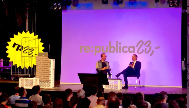 Markus Beckedahl auf der republica23 im Gespräch mit Bundesdigitalminister Volker Wissing