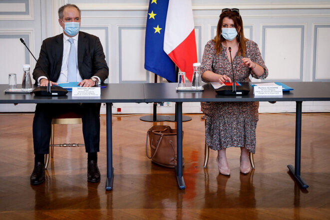 Marlène Schiappa et son directeur de cabinet, Sébastien Jallet, au ministère de l’intérieur, le 1er mars 2021. © Photo Thomas Padilla / MaxPPP