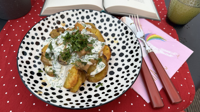 Röstkartoffeln mit Kräutersaitling-Spinat-Rahm