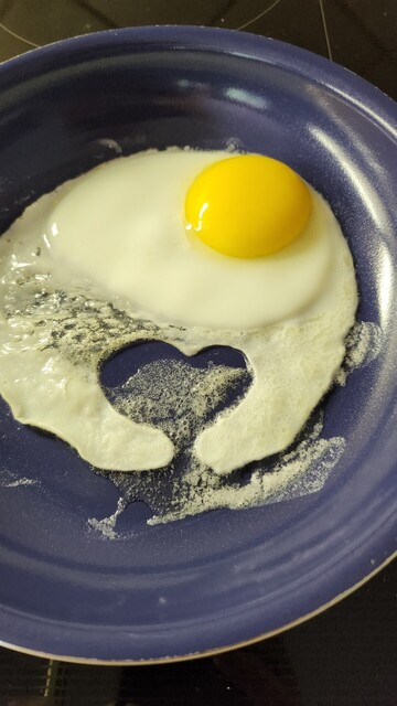 Heart shape in my fried egg.